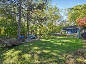 28 Harbor Heights Drive, Centerport NY 11721