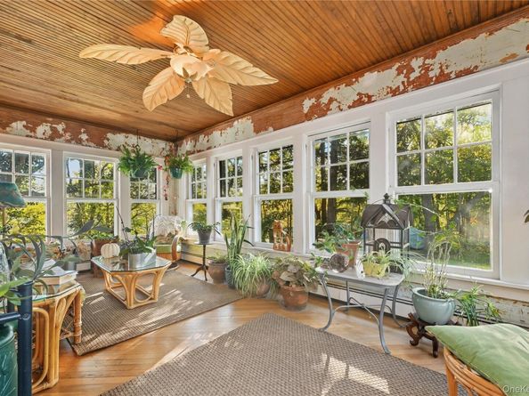 28 Harbor Heights Drive, Centerport NY 11721