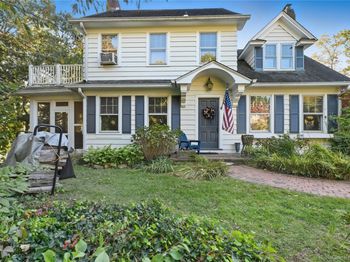 28 Harbor Heights Drive