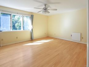 4 Lily Court, Yorktown Heights NY 10598