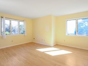 4 Lily Court, Yorktown Heights NY 10598