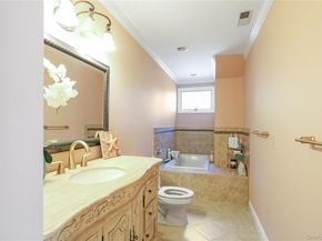 4 Lily Court, Yorktown Heights NY 10598