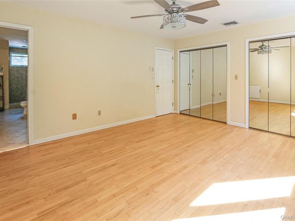 4 Lily Court, Yorktown Heights NY 10598