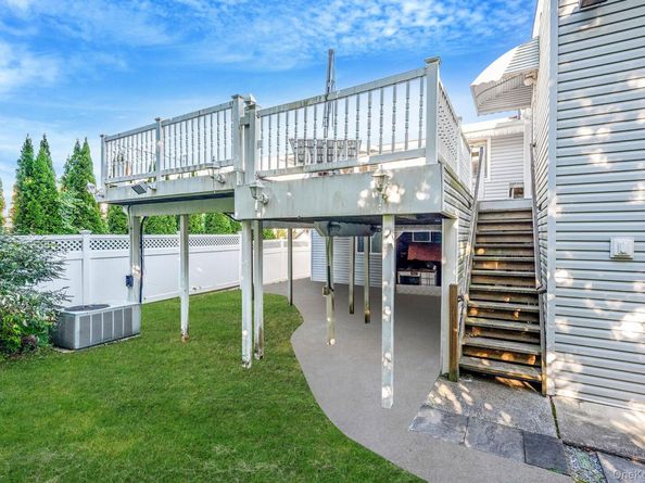 2864 Eastern Boulevard, Baldwin NY 11510