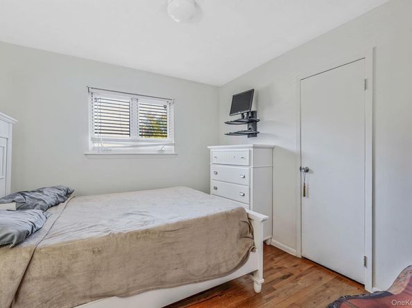 2864 Eastern Boulevard, Baldwin NY 11510