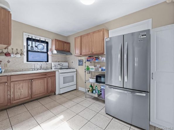 106 Spencer Place, Hempstead NY 11550
