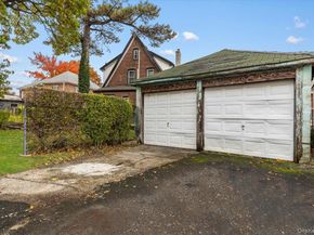 4534 Hoxie Street, Bronx NY 10470