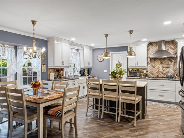 15 Rosewood Lane, Manorville NY 11949