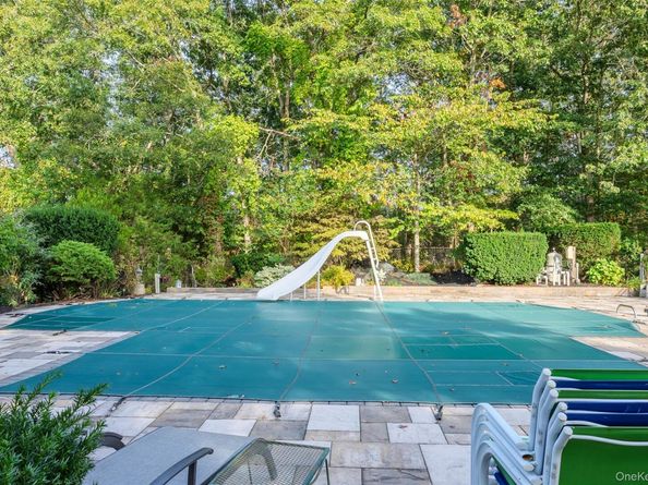 15 Rosewood Lane, Manorville NY 11949