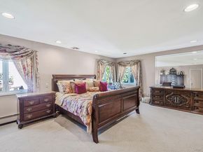 4000 Greentree Drive, Oceanside NY 11572