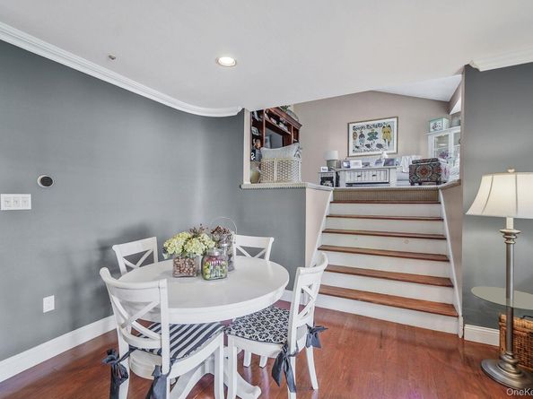 4000 Greentree Drive, Oceanside NY 11572