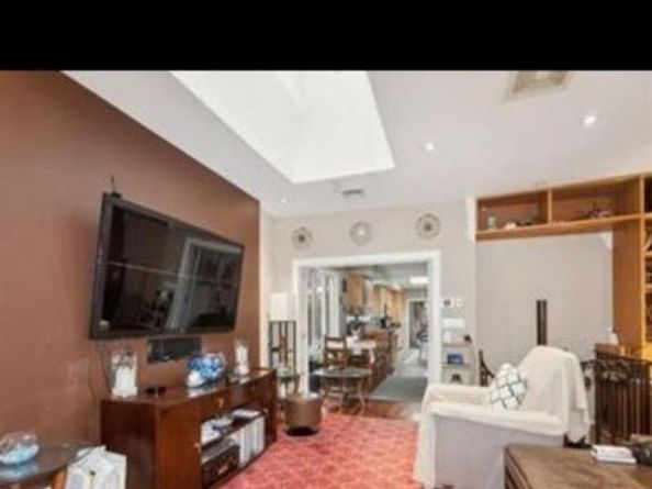 5922 Cooper Avenue, Glendale NY 11385
