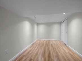 219-44 Peck Avenue, Hollis Hills NY 11427