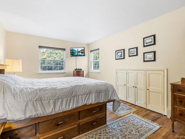 8 Barry Lane, Mount Sinai NY 11766