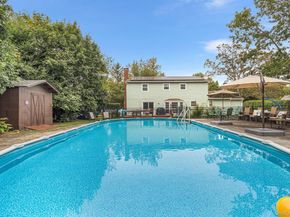 8 Barry Lane, Mount Sinai NY 11766