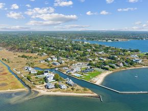 14 Bayview Road, Remsenburg NY 11960