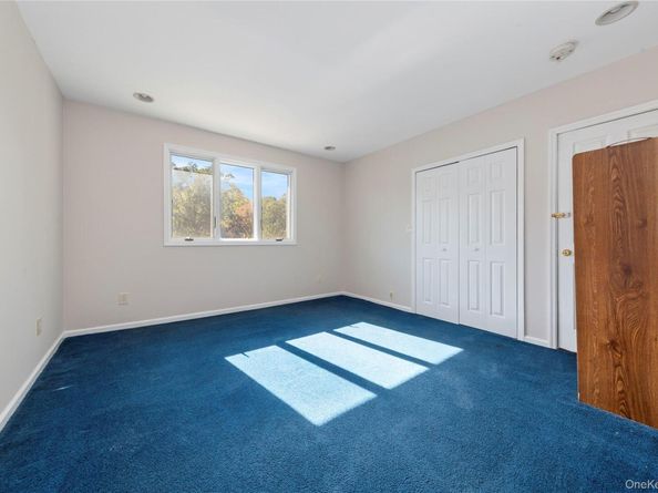 7157 Douglaston Parkway, Little Neck NY 11362