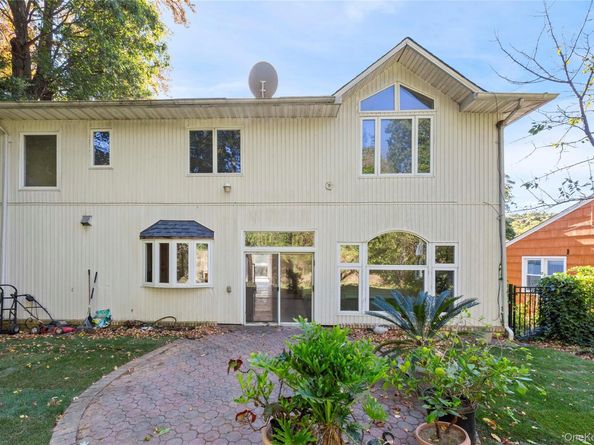 7157 Douglaston Parkway, Little Neck NY 11362