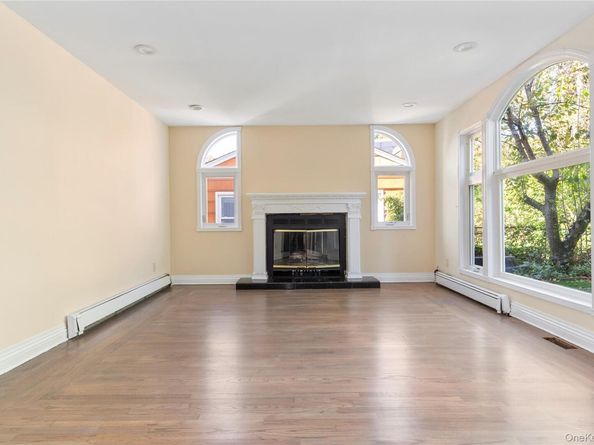7157 Douglaston Parkway, Little Neck NY 11362