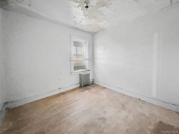 176-43 120th Avenue, Jamaica NY 11434