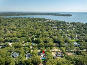 8 Foxboro Road, Hampton Bays NY 11946