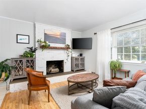 8 Foxboro Road, Hampton Bays NY 11946