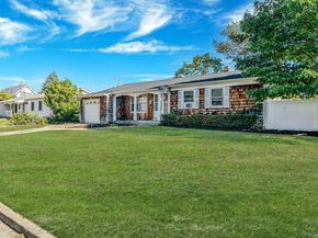 55 Clifton Place, Port Jefferson Station NY 11776