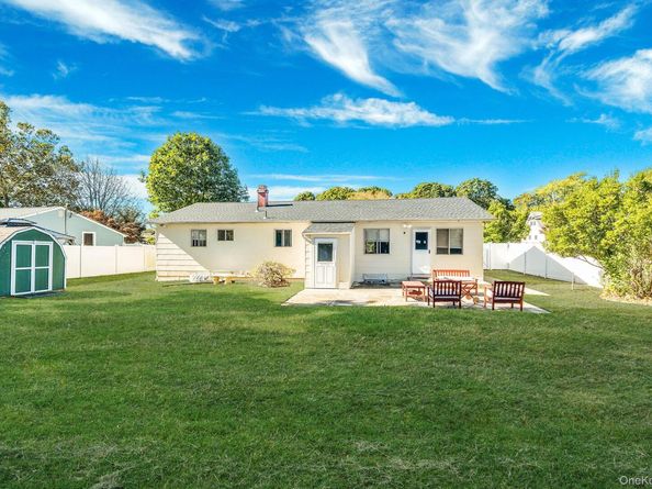 55 Clifton Place, Port Jefferson Station NY 11776
