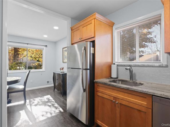 98 Molly Pitcher Lane A, Yorktown Heights NY 10598