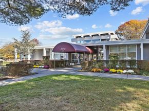 98 Molly Pitcher Lane A, Yorktown Heights NY 10598