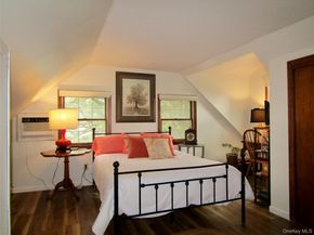 25 Pinetree Lane, Levittown NY 11756