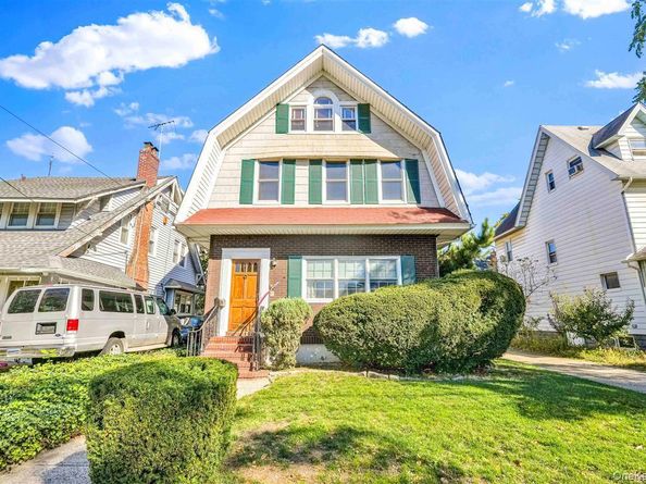 86-09 104th Street, Richmond Hill North NY 11418