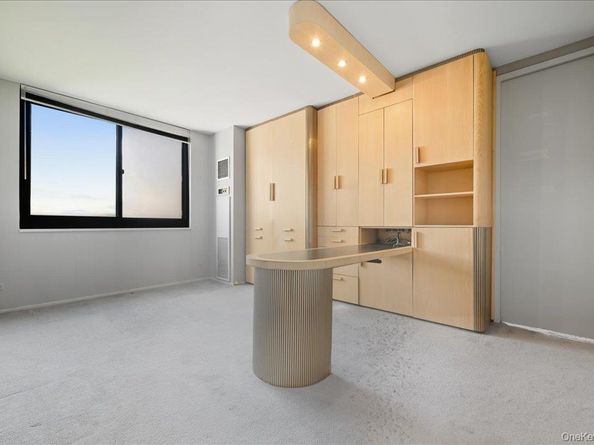 27110 Grand Central Parkway 27W, Floral Park NY 11005