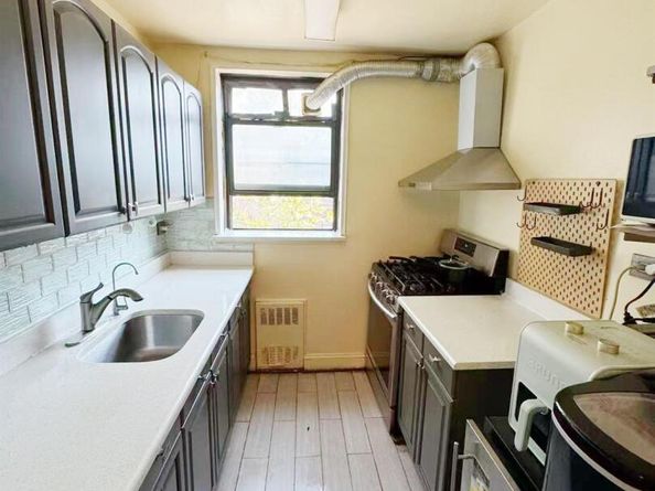 6395 Austin Street 2F, Rego Park NY 11374
