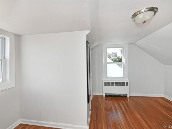 2499 3rd Avenue, East Meadow NY 11554