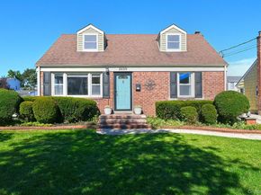 2499 3rd Avenue, East Meadow NY 11554