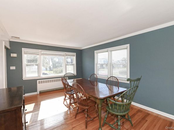 2499 3rd Avenue, East Meadow NY 11554