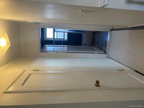 1 Arlington Street 2B, Yonkers NY 10710
