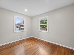 78 Phelps Lane, North Babylon NY 11703