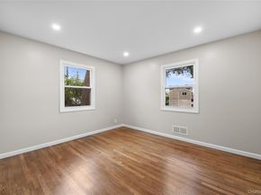 78 Phelps Lane, North Babylon NY 11703