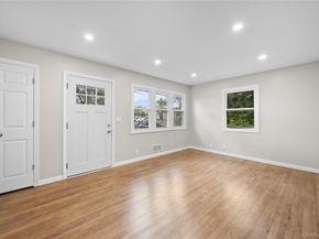 78 Phelps Lane, North Babylon NY 11703