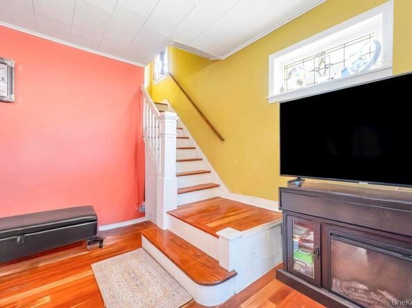 8108 164th Place, Jamaica NY 11432