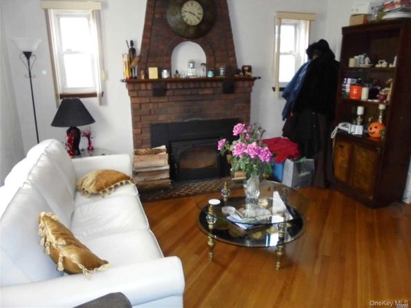 915 Wallace Avenue, Baldwin NY 11510