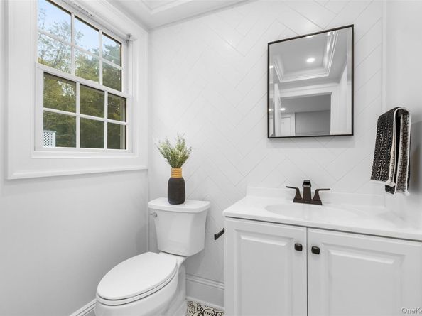 7 Gedney Terrace, White Plains NY 10605