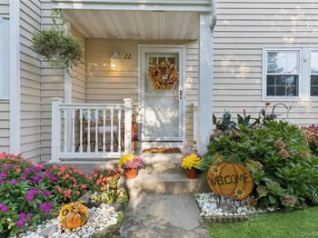 22 Huntington Commons