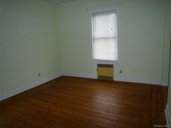 8720 96th Street, Woodhaven NY 11421