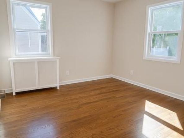 29 Avon Road, Hewlett NY 11557