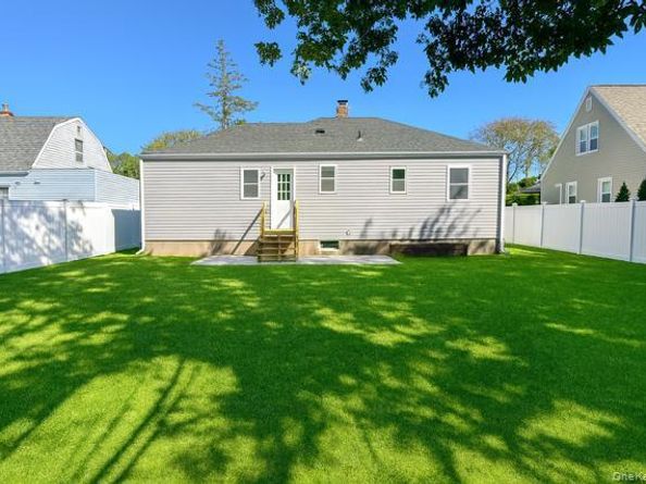 29 Avon Road, Hewlett NY 11557