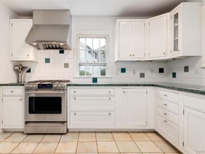 21 Braxmar Drive S, Harrison NY 10528