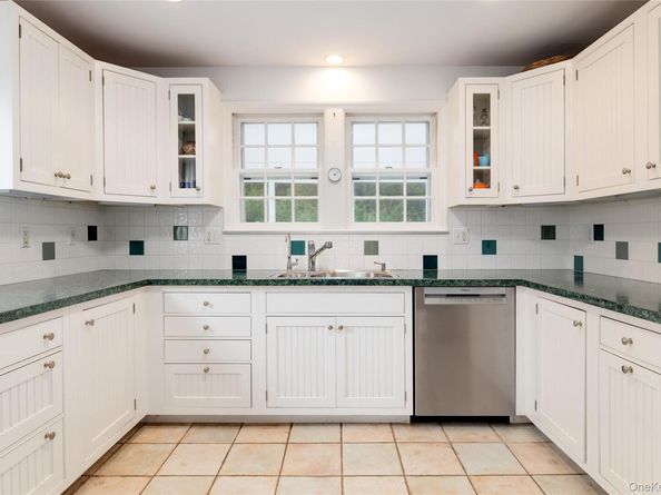 21 Braxmar Drive S, Harrison NY 10528